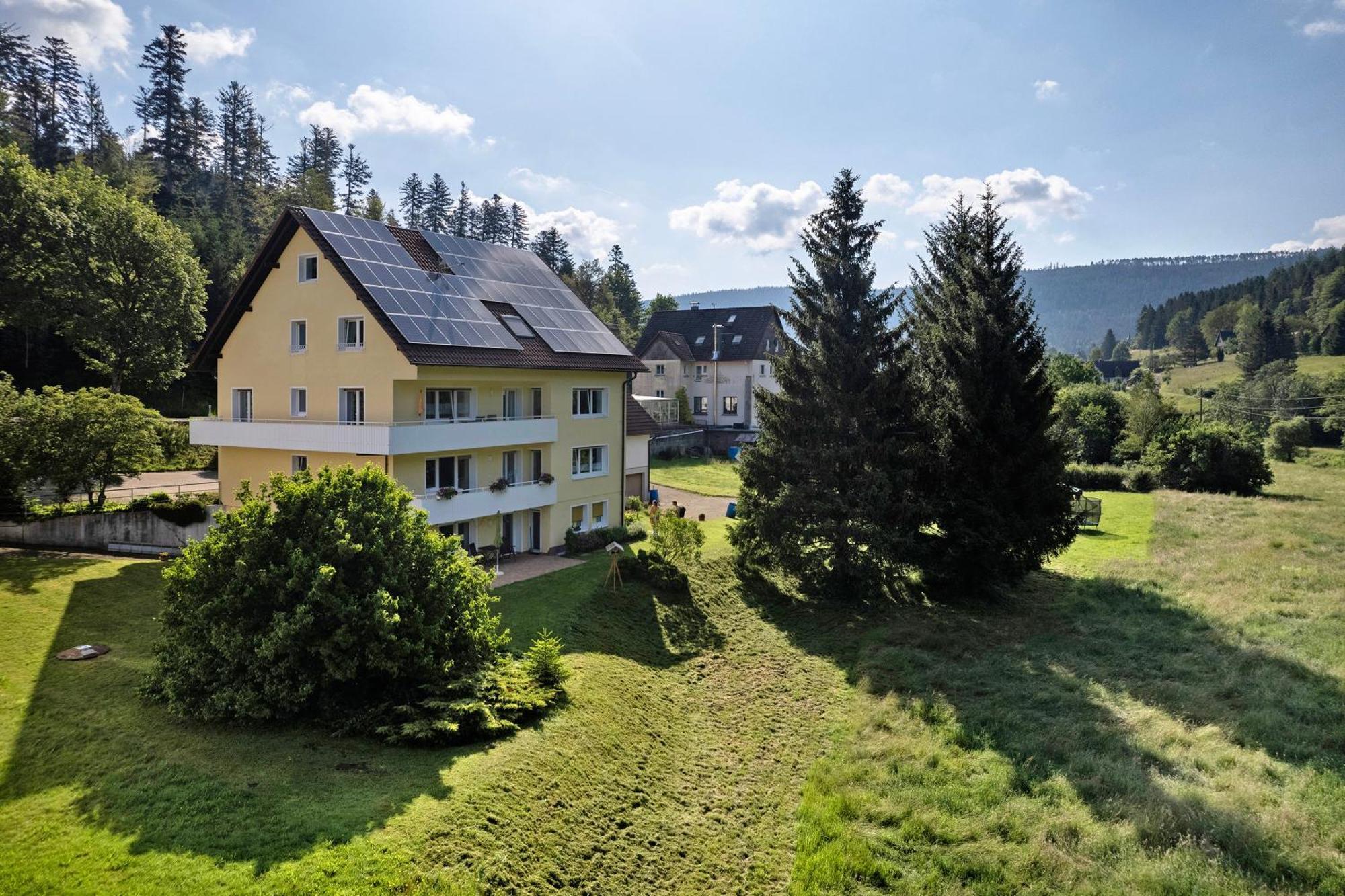 Apartamento Haus Gisela Forbach Exterior foto